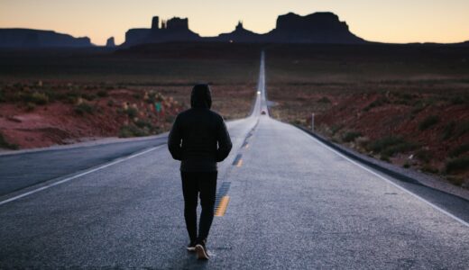 「good riddance」の意味とは？「さよなら、清々した」をネイティブが使う表現を解説