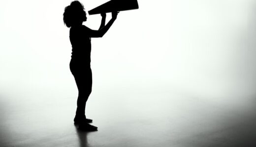「get the word out」の意味とは？「みんなに知らせる」をネイティブが使う表現