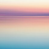 穏やかな夕暮れの海