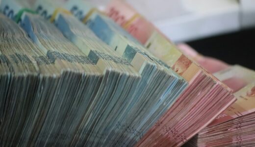 「I'm cashed up.」の意味とは？「お金沢山持ってるよ！」をネイティブが使うスラングを解説