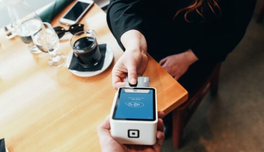 「It's your dime」の意味とは？「あなたの好きにどうぞ・あなた次第」をネイティブが使う表現を解説