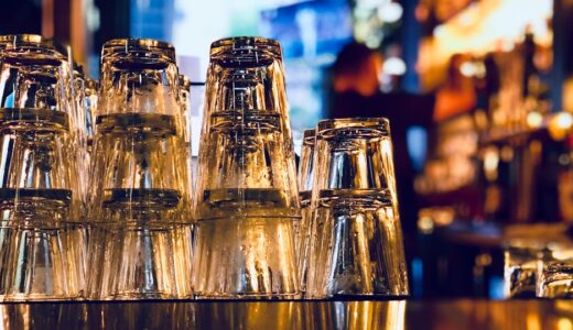 「three sheets to the wind」の意味とは？「ぐでんぐでんに酔う」をネイティブが使う表現を解説