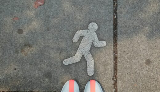 英語「shoot yourself in the foot」はこんな意味になります！