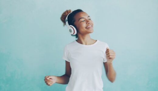 「obsessed」の意味とは？「ハマってる・夢中」をネイティブが使う表現を解説