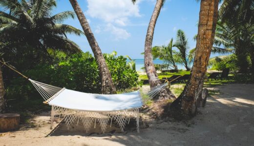 「vacation mode」の意味とは？「休暇モード・バケーションモード全開」のネイティブ表現を解説