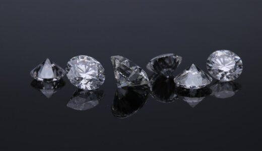 「diamond in the rough」の意味とは？「磨けば光る原石」をネイティブが使うイディオムを解説