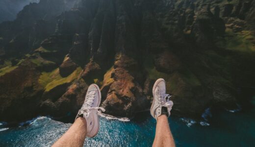 「YOLO」の意味とは？「人生一度きり・思い切ってやろう」をネイティブが使うスラングを解説