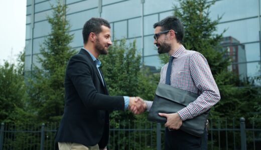 「I believe we've met」の意味とは？「以前お会いしましたよね」をネイティブが使う表現を解説