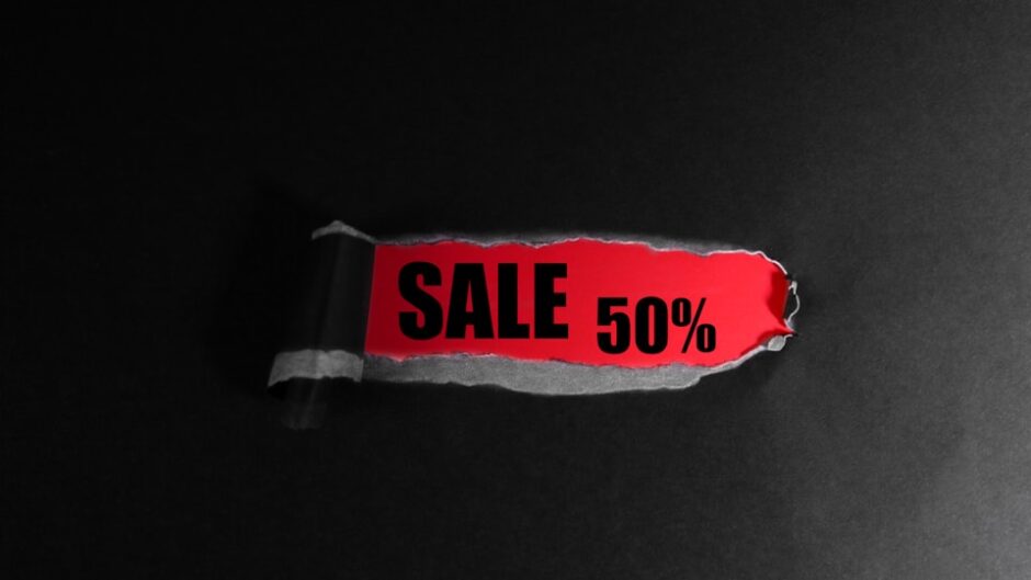 赤いSALEの表示