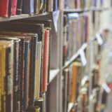 図書館の書架