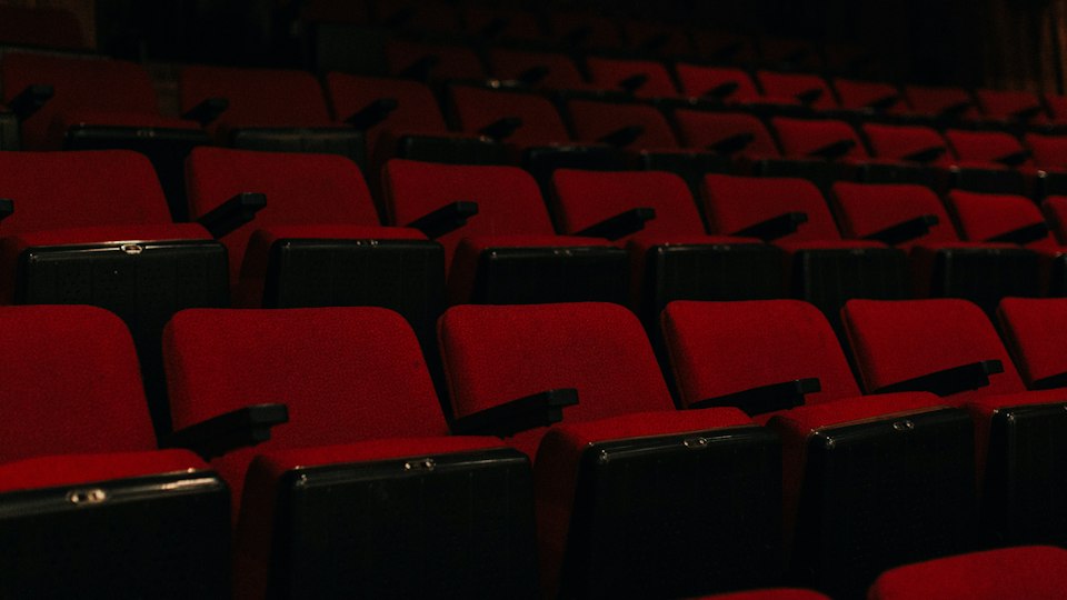 映画館の客席