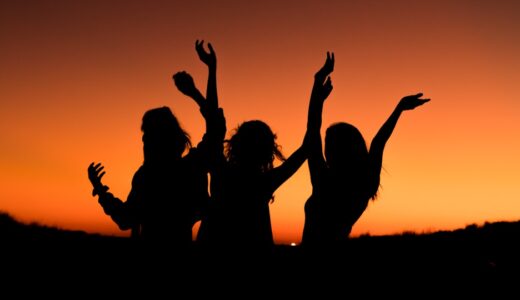 「What better way to ~ than to ...?」の意味とは？「これ以上の方法はない」を表す修辞疑問文を解説