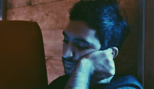 「I’m bored」と「I’m boring」の違いとは？日本人がよく間違える-edと-ingを通訳者が解説